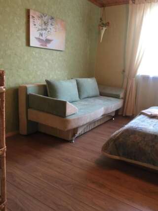 Гостевой дом Sadyba Anastasia Славское Классический четырехместный номер-5