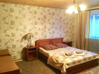 Гостевой дом Sadyba Anastasia Славское Семейный номер-1